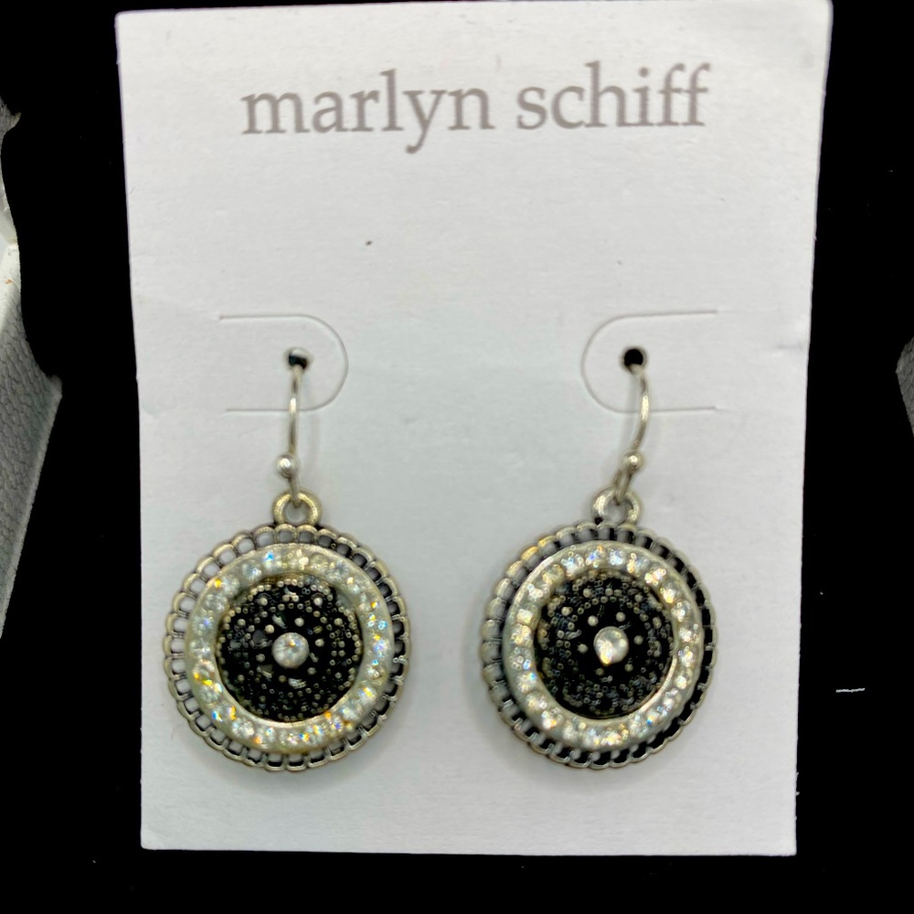 ‼️5/$20‼️ Black and white rhinestone diamond on silver tone